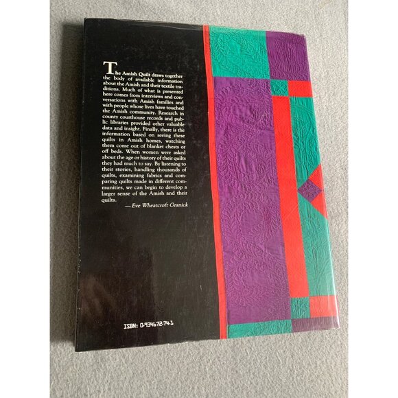 The Amish Quilt Book by Eve Wheatcroft Granick - Picture 2 of 3